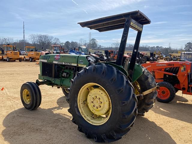 Image of John Deere 2355 equipment image 1