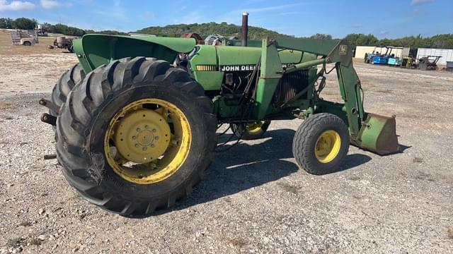 Image of John Deere 2355 equipment image 3