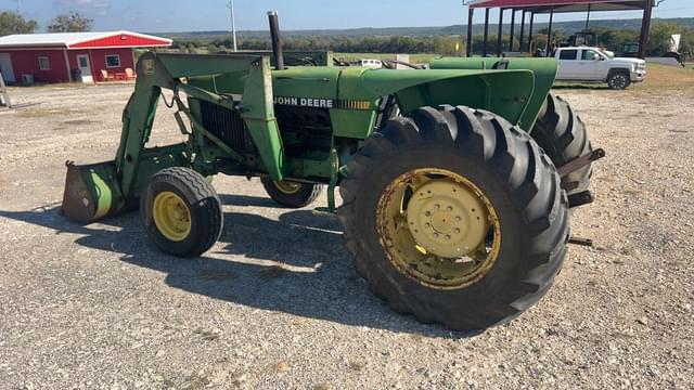 Image of John Deere 2355 equipment image 1