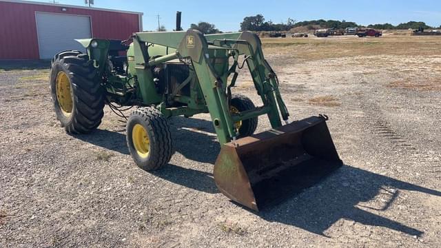Image of John Deere 2355 equipment image 4