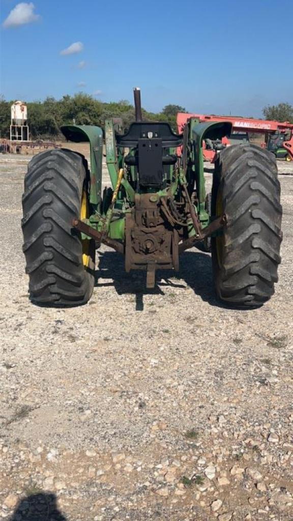 Image of John Deere 2355 equipment image 2