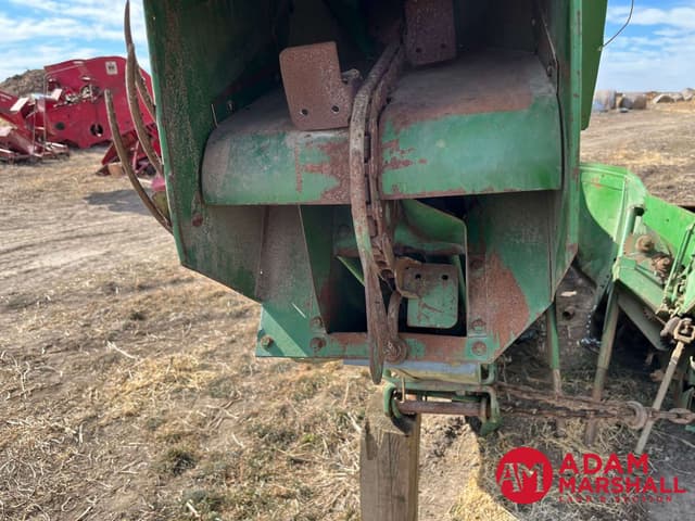 Image of John Deere 237 equipment image 4