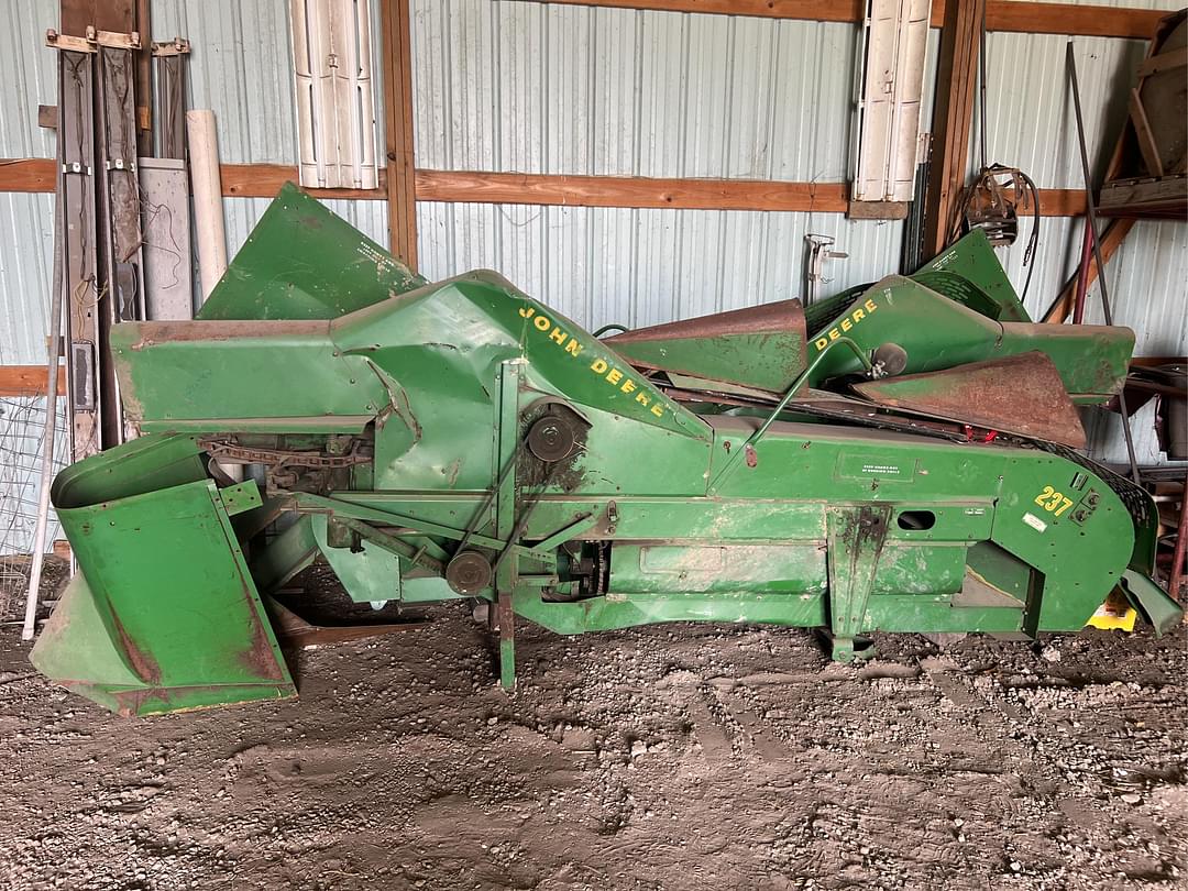 Image of John Deere 237 Primary image