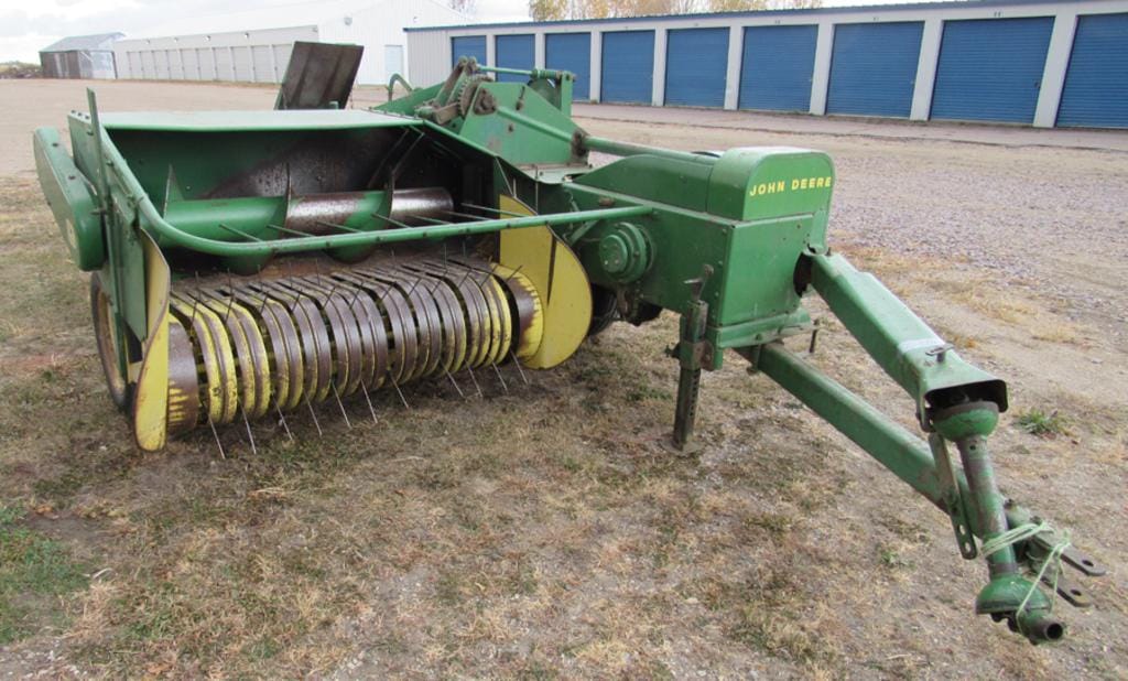 Main image John Deere 24T