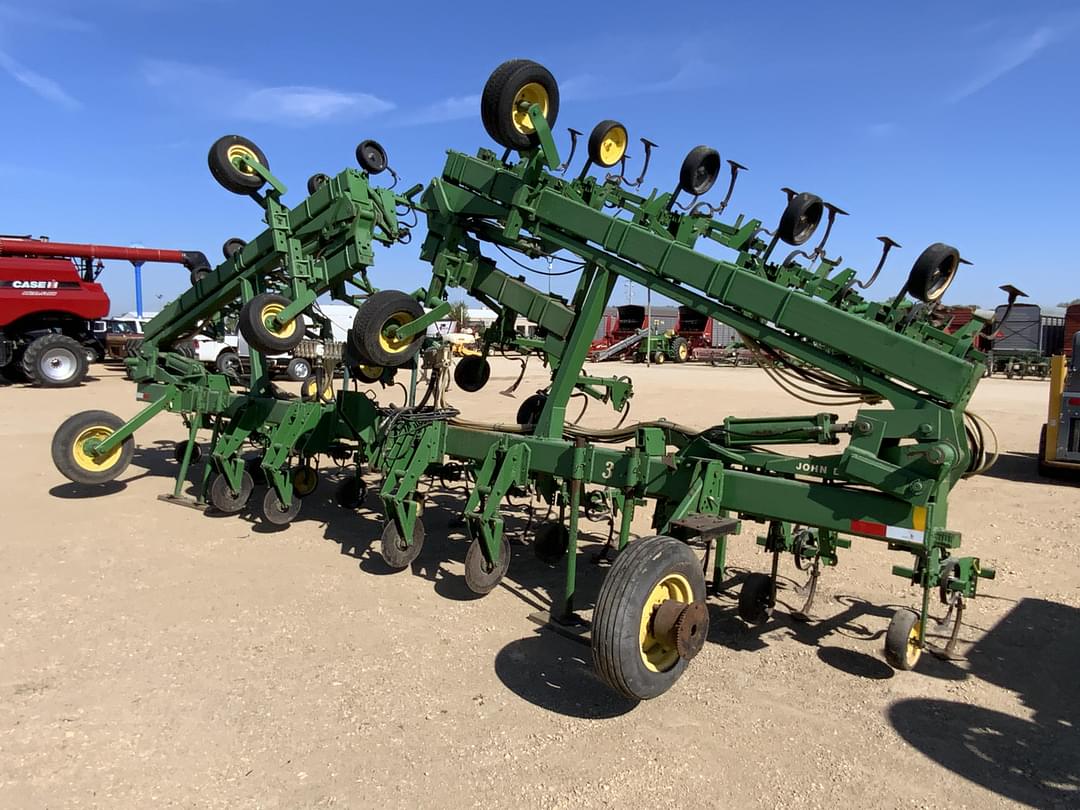 Image of John Deere 845 Primary image