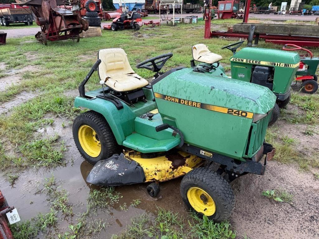 Image of John Deere 240 Primary image