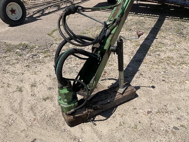 Image of John Deere 240 equipment image 4