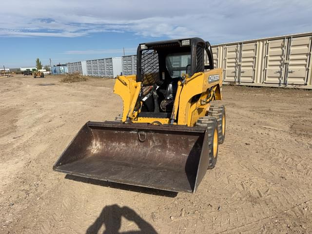 Image of John Deere 240 equipment image 1