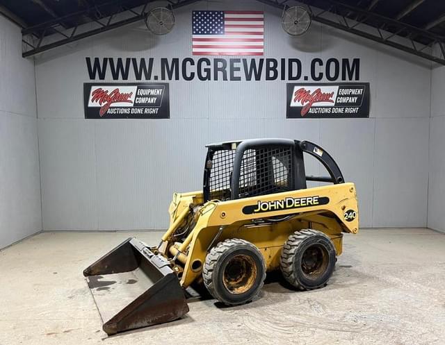 Image of John Deere 240 equipment image 1