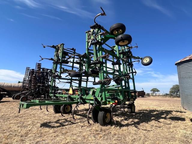 Image of John Deere 2400 equipment image 2