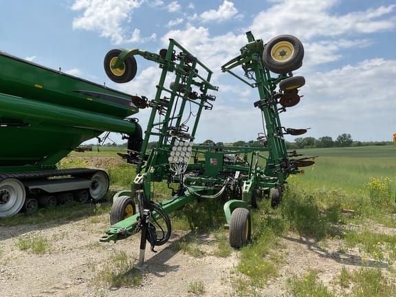 2009 John Deere 2410 Equipment Image0