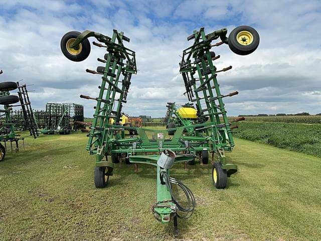 Image of John Deere 2410 equipment image 4