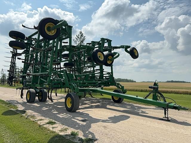 Image of John Deere 2410 equipment image 1