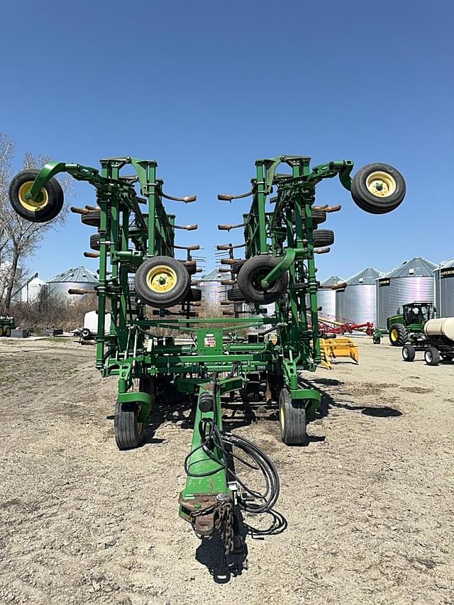 Image of John Deere 2410 equipment image 2