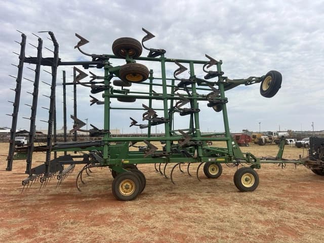 Image of John Deere 2410 equipment image 1