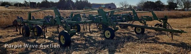 Image of John Deere 2410 equipment image 2