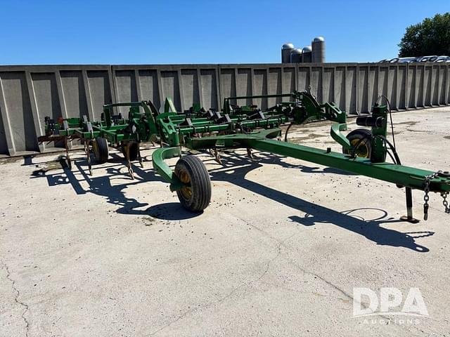 Image of John Deere 2410 equipment image 3