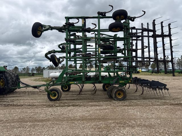 Image of John Deere 2410 equipment image 1