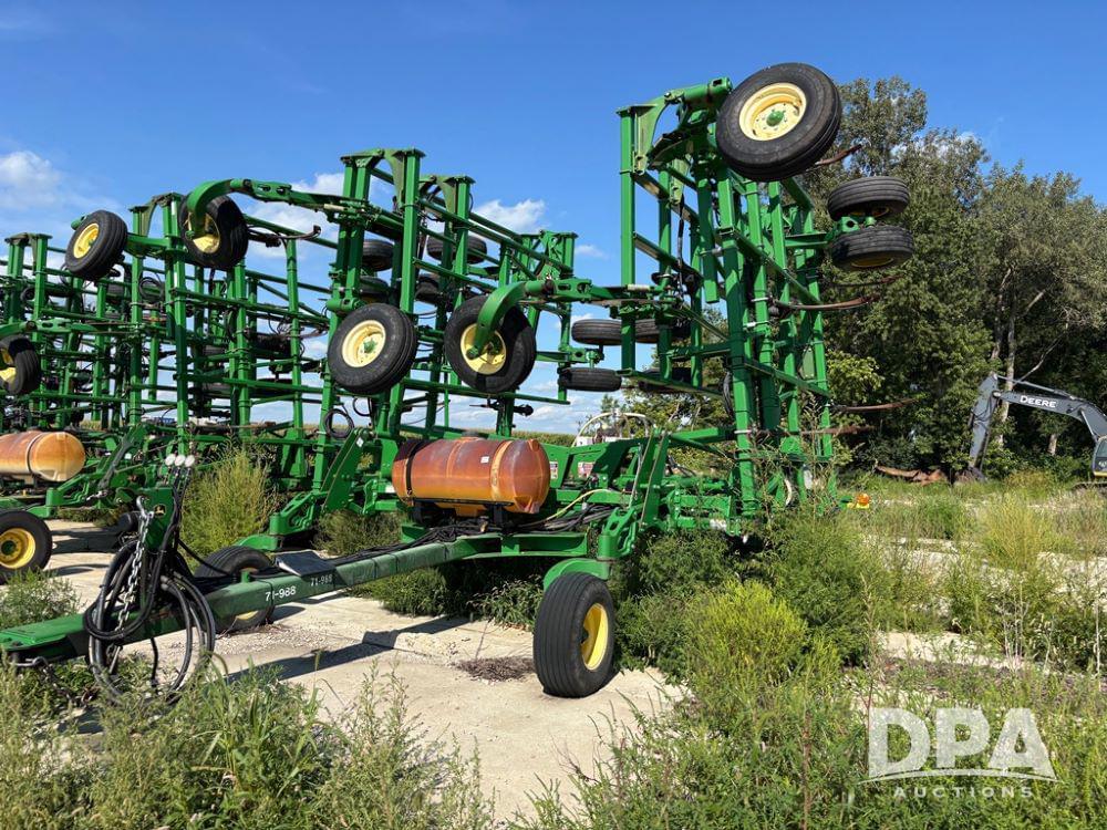 Image of John Deere 2410 Primary image