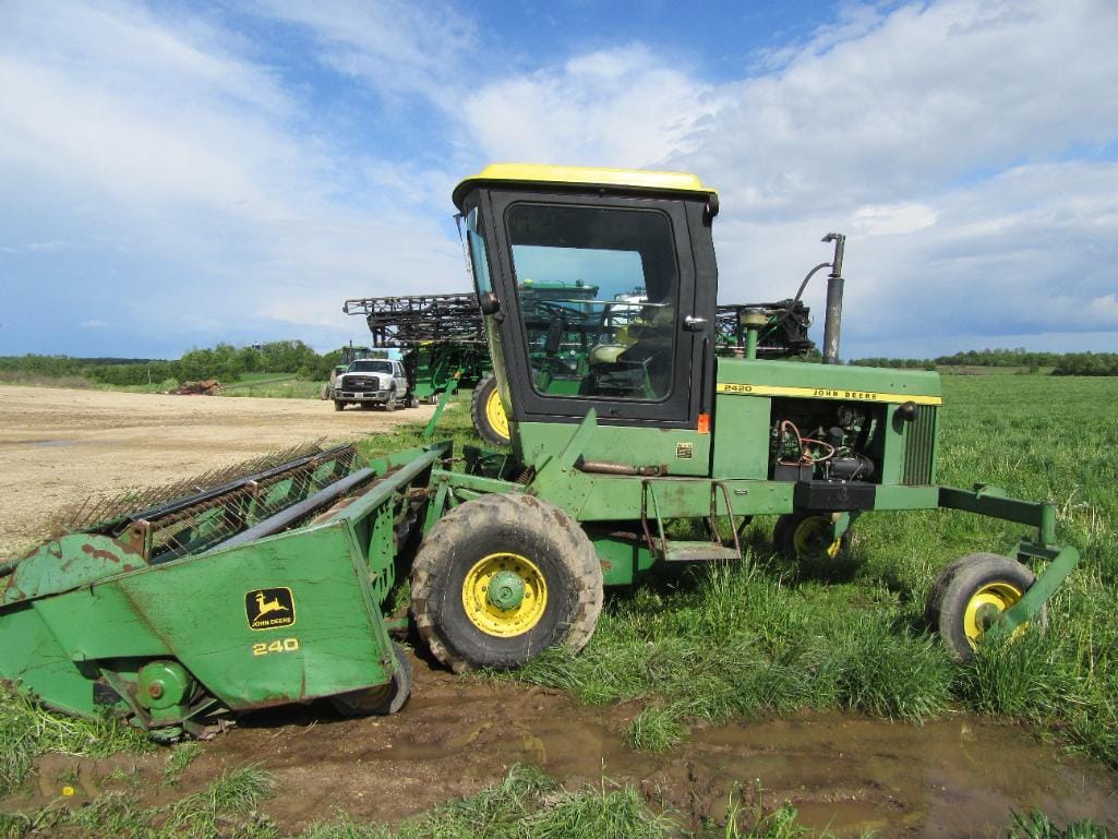 Main image John Deere 2420