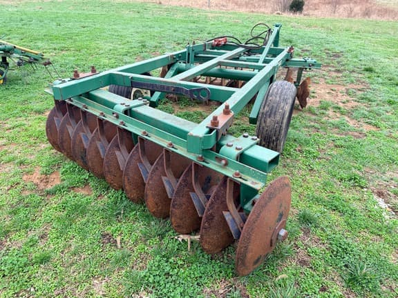 Image of John Deere 2420 equipment image 2