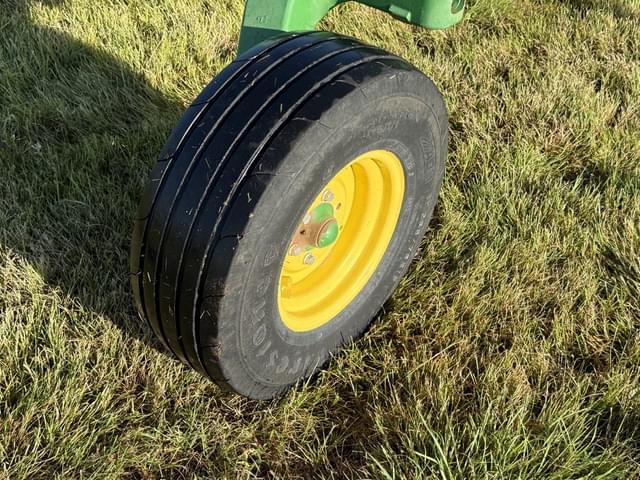 Image of John Deere 2430 equipment image 4