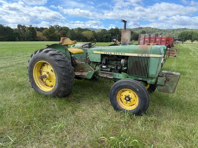 Image of John Deere 2440 equipment image 2