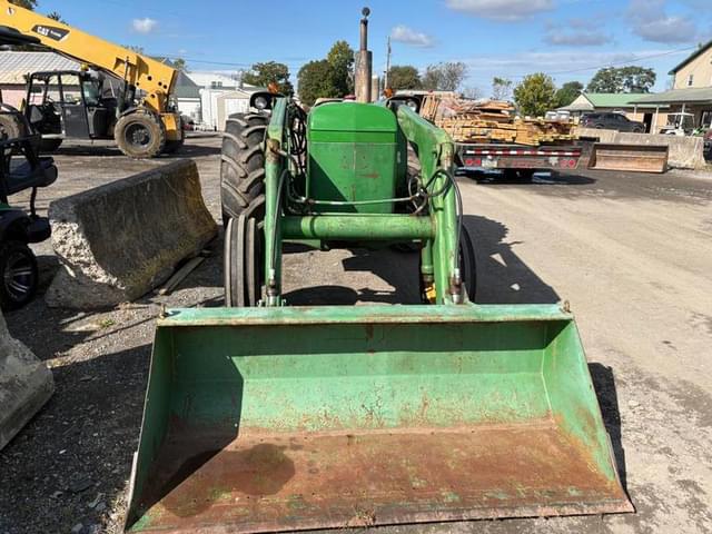 Image of John Deere 2440 equipment image 3