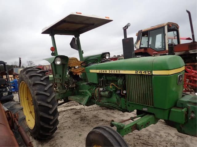 Image of John Deere 2440 equipment image 1