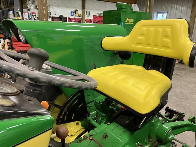 Image of John Deere 2440 equipment image 3