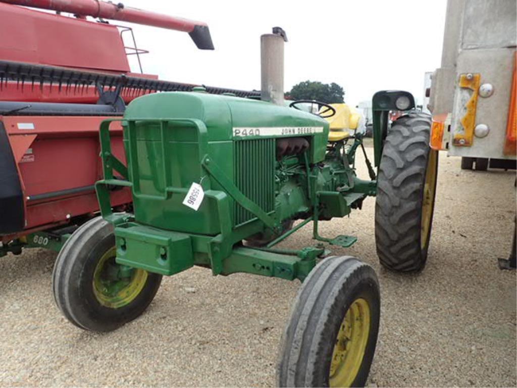 Image of John Deere 2440 Primary image