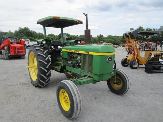 Image of John Deere 2440 equipment image 1