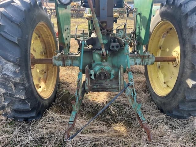 Image of John Deere 2440 equipment image 4