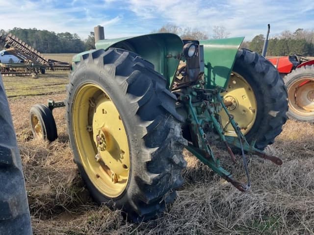 Image of John Deere 2440 equipment image 3