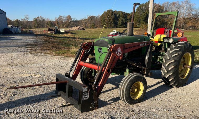 Main image John Deere 2440