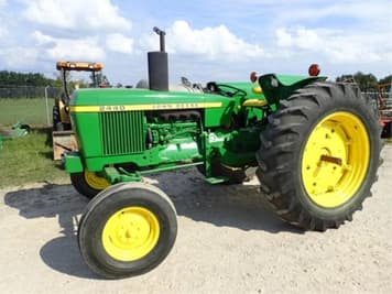 Main image John Deere 2440