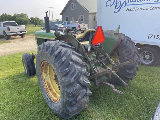 Image of John Deere 2440 equipment image 3