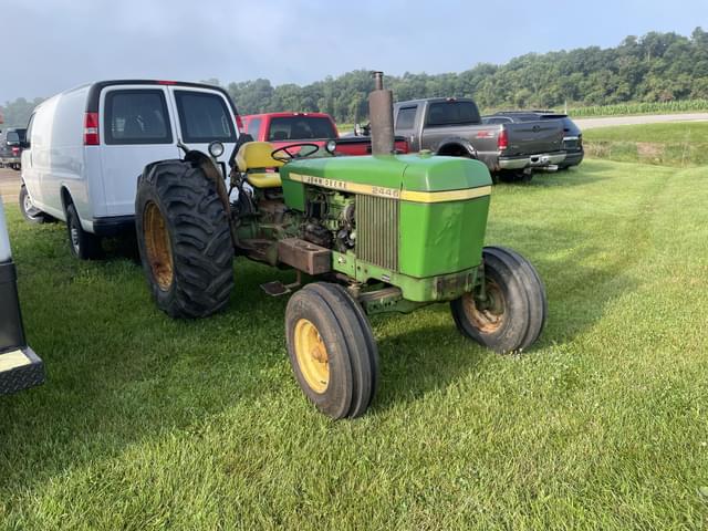 Image of John Deere 2440 equipment image 1