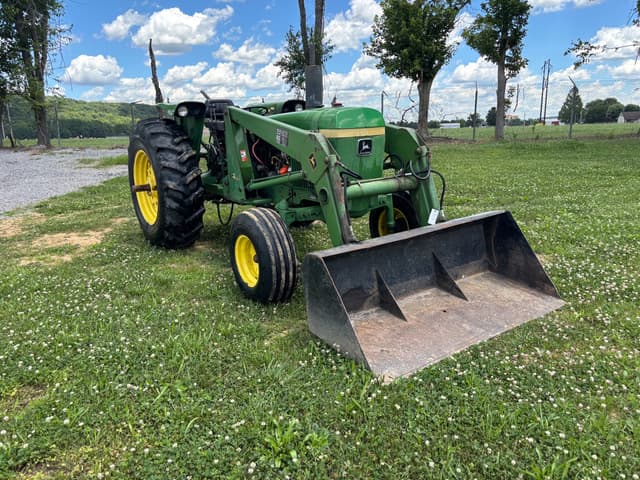 Image of John Deere 2440 equipment image 2