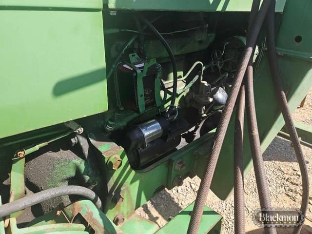 Image of John Deere 2440 equipment image 4