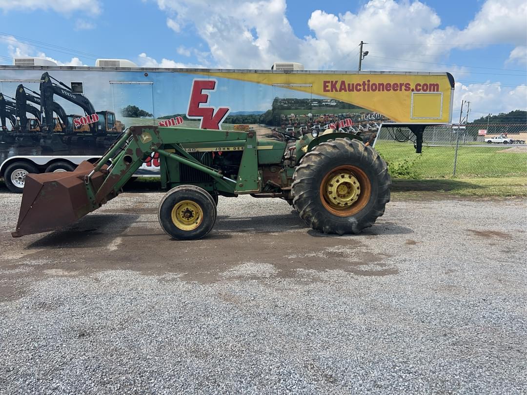 Image of John Deere 2440 Primary image