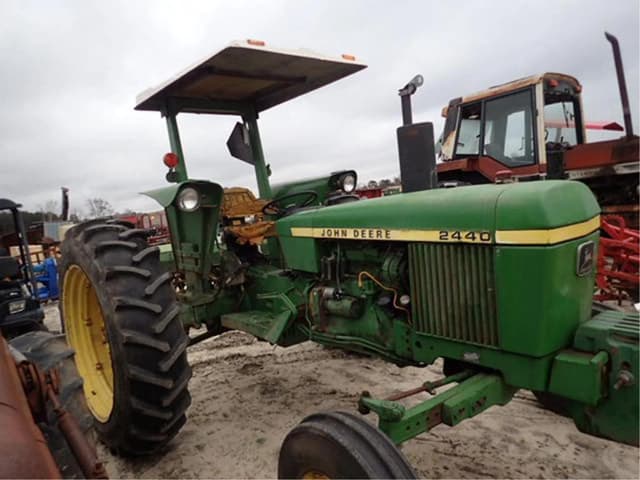 Image of John Deere 2440 equipment image 1