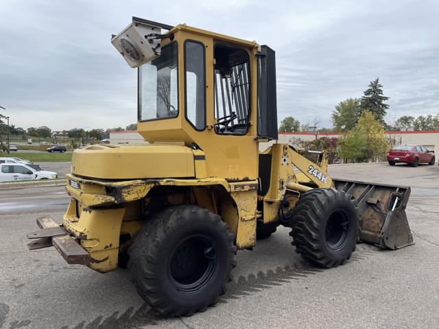 Image of John Deere 244H equipment image 4