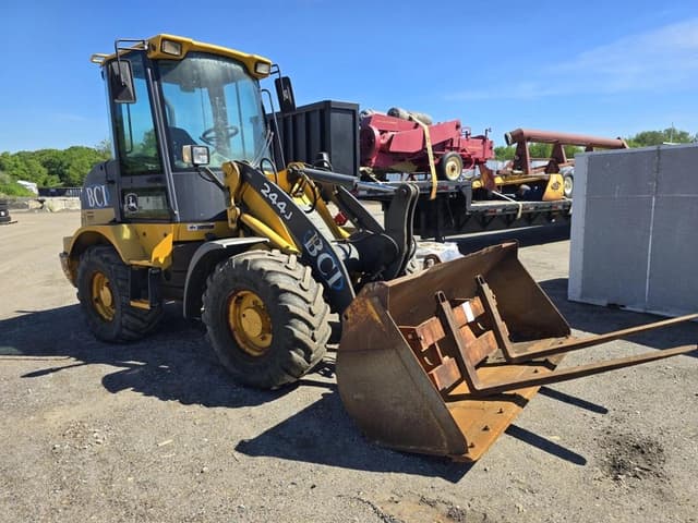 Image of John Deere 244J equipment image 1