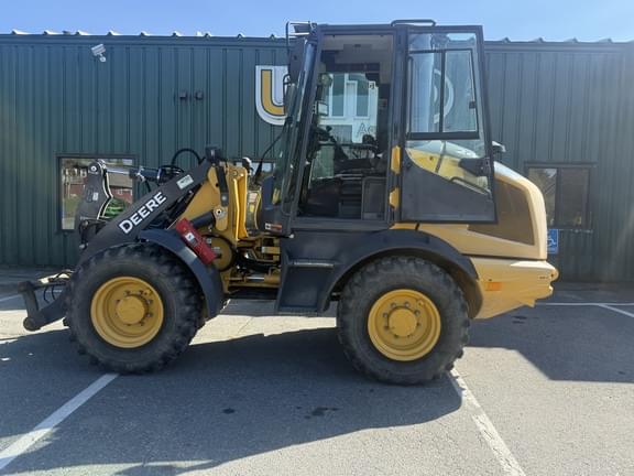 Image of John Deere 244L equipment image 4