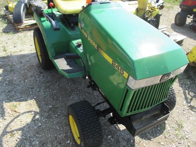 Image of John Deere 245 equipment image 4