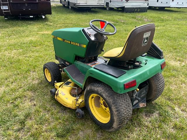Image of John Deere 245 equipment image 2