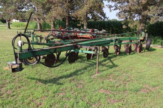 Image of John Deere 2350-2450 equipment image 2
