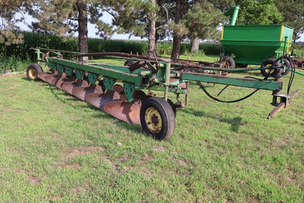 Image of John Deere 2350-2450 Primary image