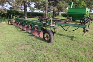 John Deere 2350-2450 Image